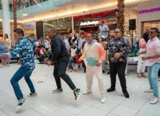 Dominicano Alza La Mano – Video Oficial – Flashmob – Esto Es Merengue